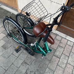 リサイクルショップどりーむ荒田店　No508 折りたたみ自転車　ちょっと訳アリ(´;ω;｀)　ギア切り替え付き　折りたたみ可能　ハンドル高さ調節不可　後輪ブレーキちょっと弱め　走行は可能です♪ 見た目は綺麗です♪の画像
