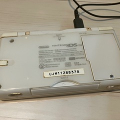 Nintendo DS lite 白の画像