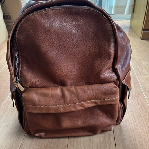 【美品】ブルネロクチネリ　レザーリュック　バックパック　ロゴ　A4収納　ブラウン 美品】ブルネロクチネリ レザーリュック バックパック ロゴ A4