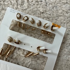 Ｈ＆Ｍのぴあすのピアスの画像