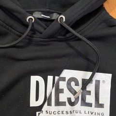 9月28日まで！お早めに！定価29,800/DIESEL/パーカーの画像