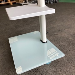 テレビスタンドの画像