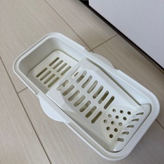 電子レンジ用ほ乳びん消毒器の画像