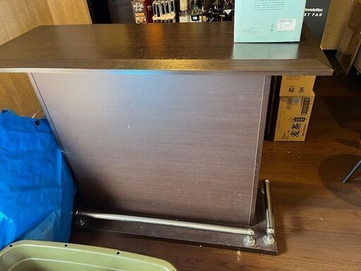 大幅値下げ！【中古】　カウンター＋昇降式ハイチェア2脚　セット