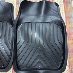 自動車マットの画像