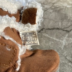 UGG ベビーシューズ 9cmの画像