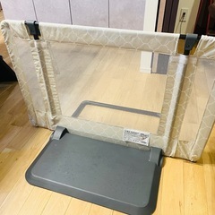 【美品】日本育児　ベビーガード(自立型)の画像