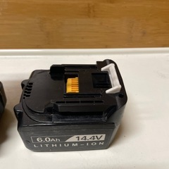 マキタ インパクト ドライバー バッテリー2個の画像