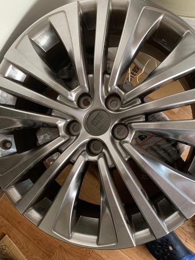 トヨタ ハリアー 純正 19インチ