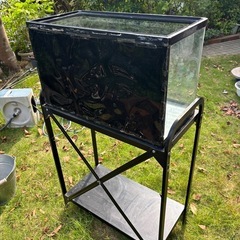 取引中です。水槽他　の画像