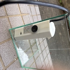 キューブガラス水槽フィルター付の画像