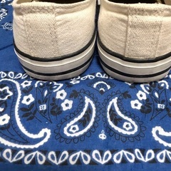 スニーカー白　の画像