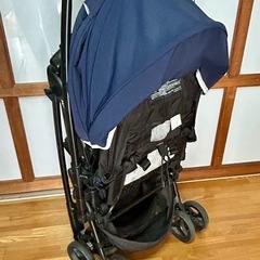 ベビーカーAPRICAの画像