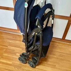 ベビーカーAPRICAの画像