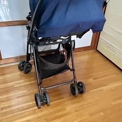 ベビーカーAPRICAの画像