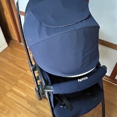 ベビーカーAPRICAの画像