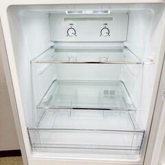メルカリよりお得【3ヵ月保証付き】ELSONIC 2ドア冷蔵庫 148L 2021年製 配送・設置込み！ KR0086の画像