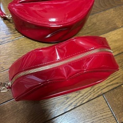 DIESEL リップ型ポーチの画像