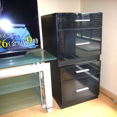 キャビネット2個（木製）の画像