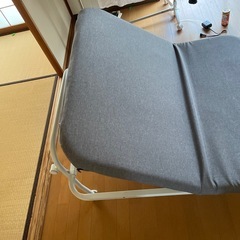 折り畳み　ベッドの画像