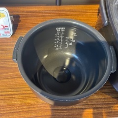 【リサイクルサービス八光】2022年製　タイガー魔法瓶(TIGER) 炊飯器 5.5合 IH  ダークブラウン JPW-C100TDの画像