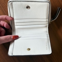 Tory Burch🌷二つ折り財布 の画像