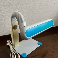 デスクライトの画像