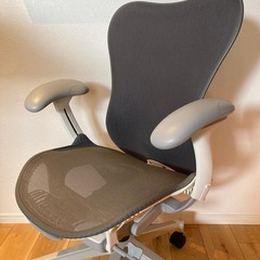 Herman Miller Mirra 2 ハーマンミラーの画像