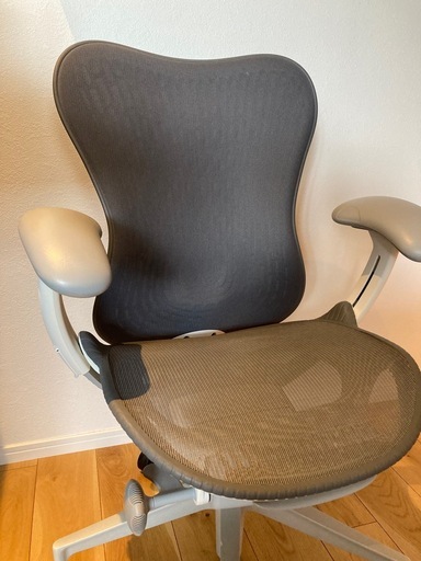 Herman Miller Mirra 2 ハーマンミラー