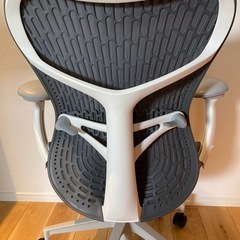Herman Miller Mirra 2 ハーマンミラーの画像