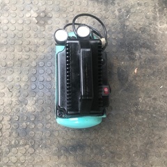 実働　小型軽量　エアーコンプレッサー　CP-100 100V 50/60Hz 180W 30L/min タンク容量6L ナカトミ製の画像