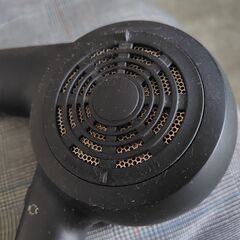 ホリスティックキュア ドライヤー CCID-P01Bの画像