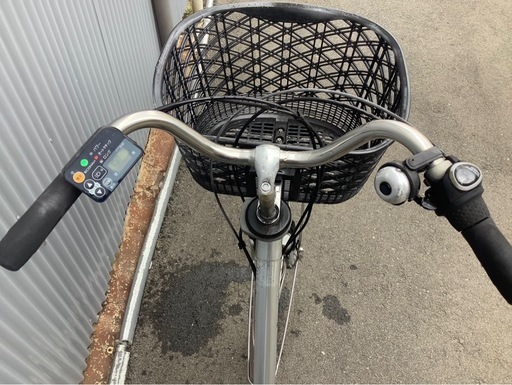 696  パナソニック電動アシスト自転車viviDX26インチシルバーボディー