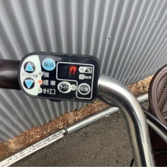 697  ヤマハ電動アシスト自転車pasnatura26インチシルバーアルミボディーの画像