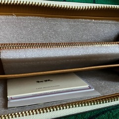 COACH 白の画像
