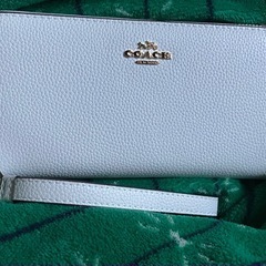 COACH 白の画像