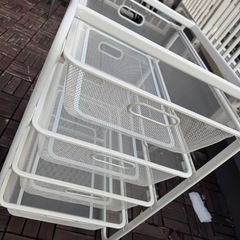 IKEA 
衣類用収納ラック  4段式の画像