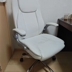 オフィスチェアの画像