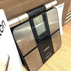 【未使用品】OMRON 体重体組成計 HBF-702Tの画像