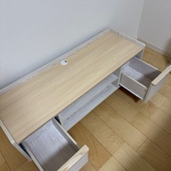 ホワイト木目調テレビ台の画像