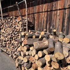薪　薪ストーブ　キャンプ　石川県白山市引取り　軽トラック満載　乾燥済み広葉樹　の画像