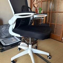 ゲーミングチェア 譲ります の画像