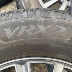 195/65R15 東北6県無料配送対応‼️爆安‼️最終値下げ‼️①超超超バリ溝❗ 国産ブリジストン VRX2❗ アルミ付き 国産 タイヤ !!　スタッドレスの画像