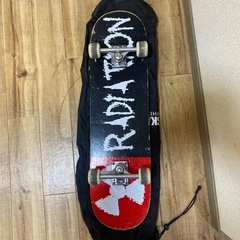 REVELROYALスケートボード中古の画像