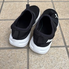 PUMA スニーカー　20cmの画像