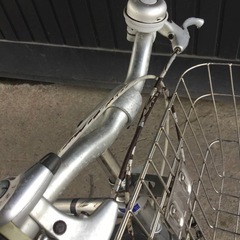 h-123△ q 岐阜発/ ブリジストン/ Albelt/ 27インチ/ 自転車/ 3段変速/ ママチャリ/ サドル破れあり/ ワイヤー劣化あり/ 現状品/ R7.9/4 △の画像
