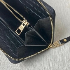 LV財布　本日！‼️　の画像