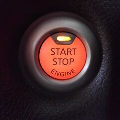 🍁ローン通りやすいです🍁審査する価値あり❗️修復歴無　故障診断実施済　平成26年キューブ　15XVセレクションヴィンテージキャメルインテリア　実走行49,000km　純正CDステレオ　スマートキー　プッシュスタート　予備検査付の画像