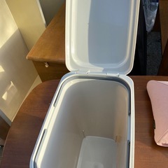 20ℓゴミ箱の画像