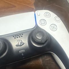 PS5  初期型ディスク版　モンハンワイルズ付　箱付きの画像